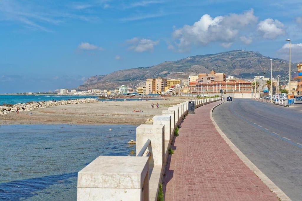 Casa Vacanze Cala Minnola Trapani Kültér fotó